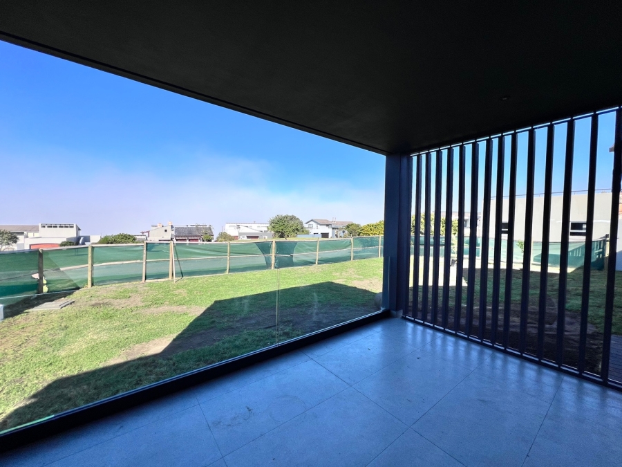 4 Bedroom Property for Sale in Oubaai Western Cape